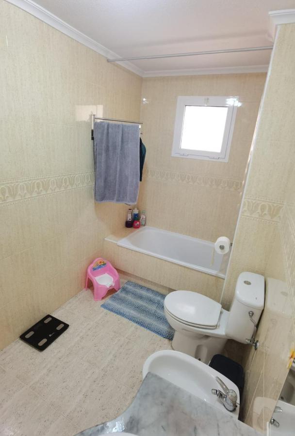 אוריהואלה Apartament Z Duzym Tarasem Na Pieknym Osiedlu מראה חיצוני תמונה